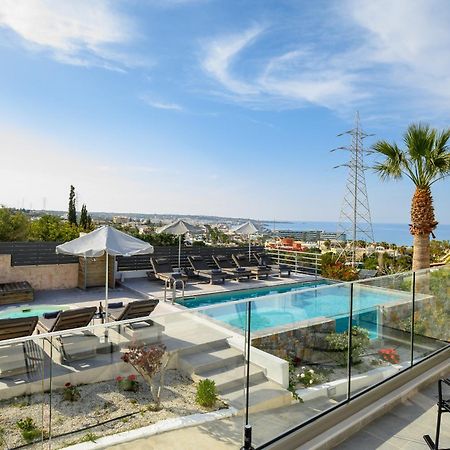 Queen'S Gem Luxury Villa - Heated Jacuzzi & Pool Khersónisos Eksteriør bilde