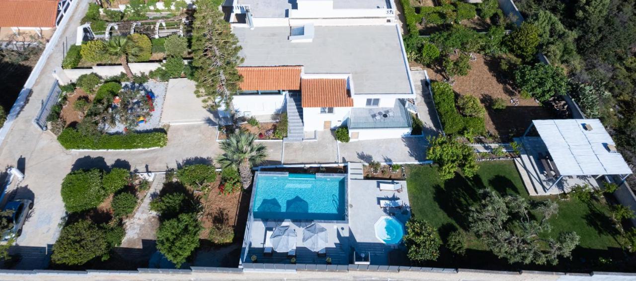 Queen'S Gem Luxury Villa - Heated Jacuzzi & Pool Khersónisos Eksteriør bilde