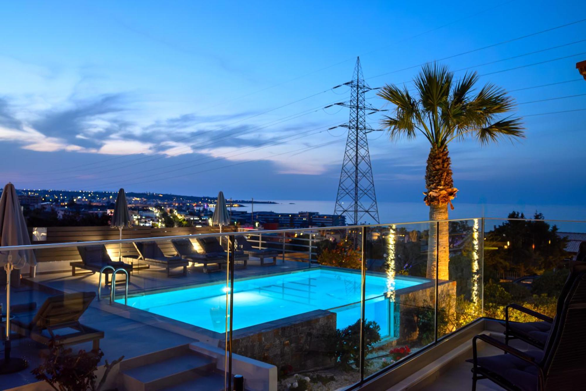 Queen'S Gem Luxury Villa - Heated Jacuzzi & Pool Khersónisos Eksteriør bilde